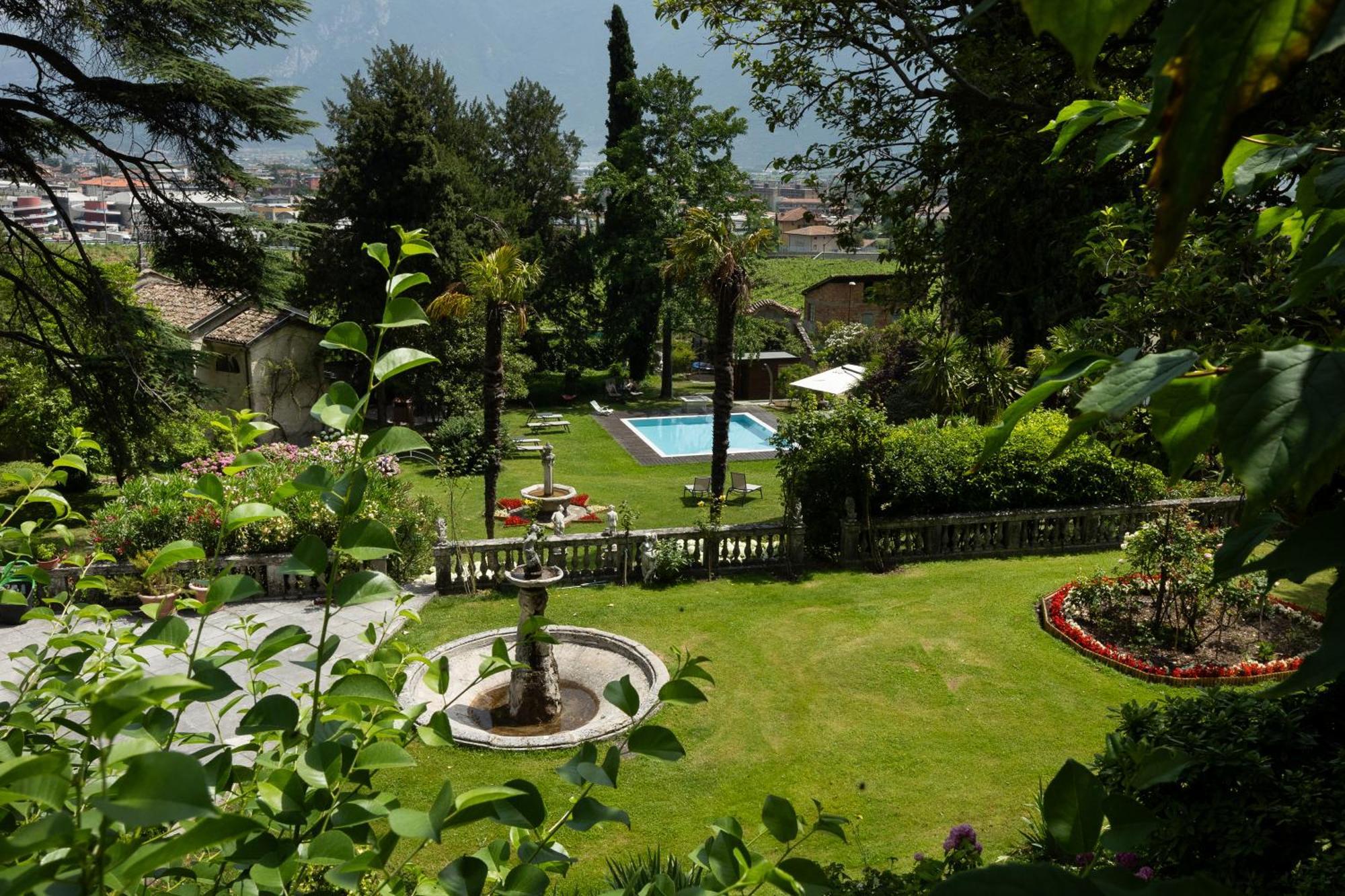 Villa Angelica Riva del Garda Exteriör bild