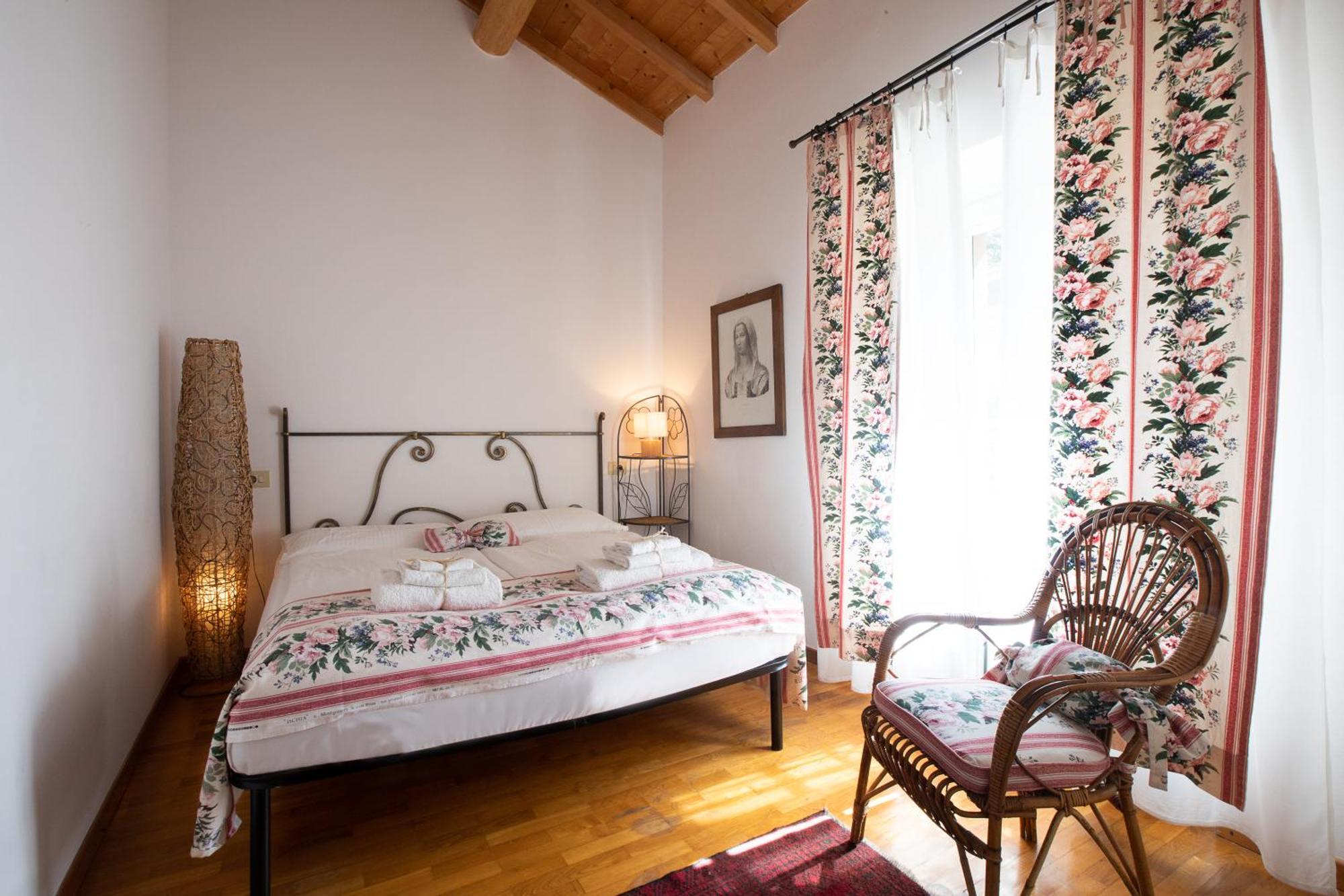 Villa Angelica Riva del Garda Rum bild